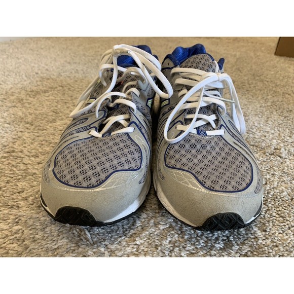 NEW - New Balance Men's 890 V2 M890SB2 Gray Running Shoes Sneakers Size 11.5 - Picture 3 of 11